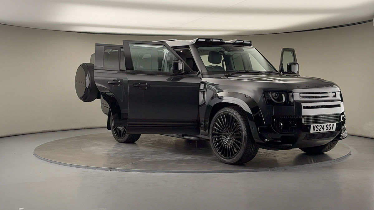 More views of Land Rover Defender 130