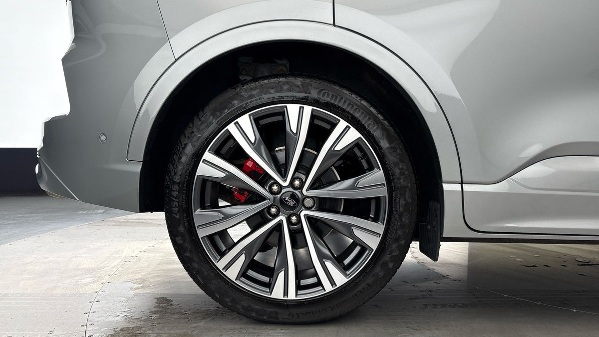 Ford Kuga Image 10