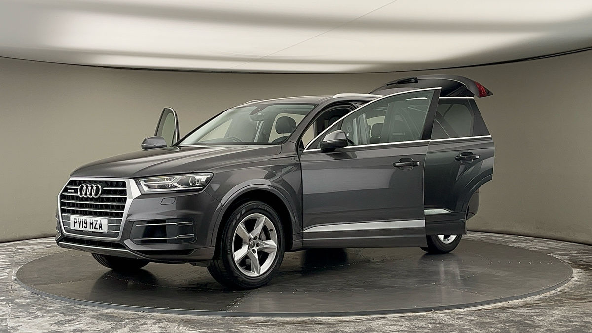 Audi Q7 Image 22