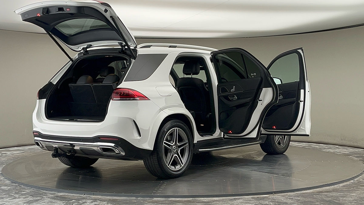 More views of Mercedes-Benz GLE