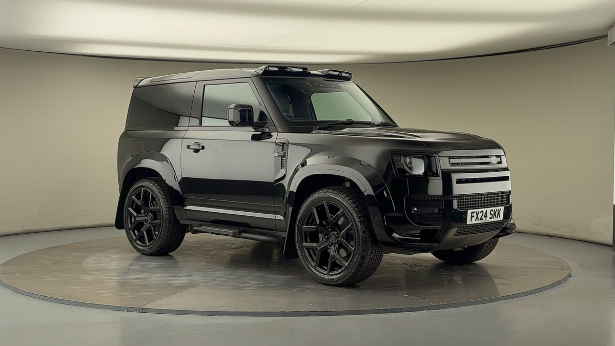 More views of Land Rover Defender 90