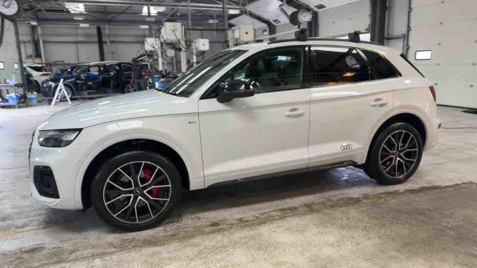More views of Audi Q5