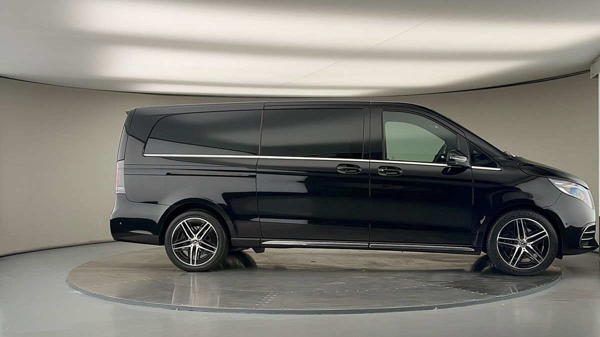 More views of Mercedes-Benz V Class