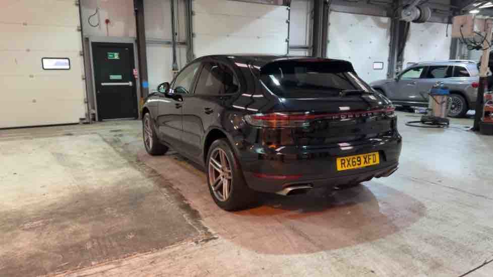 More views of Porsche Macan