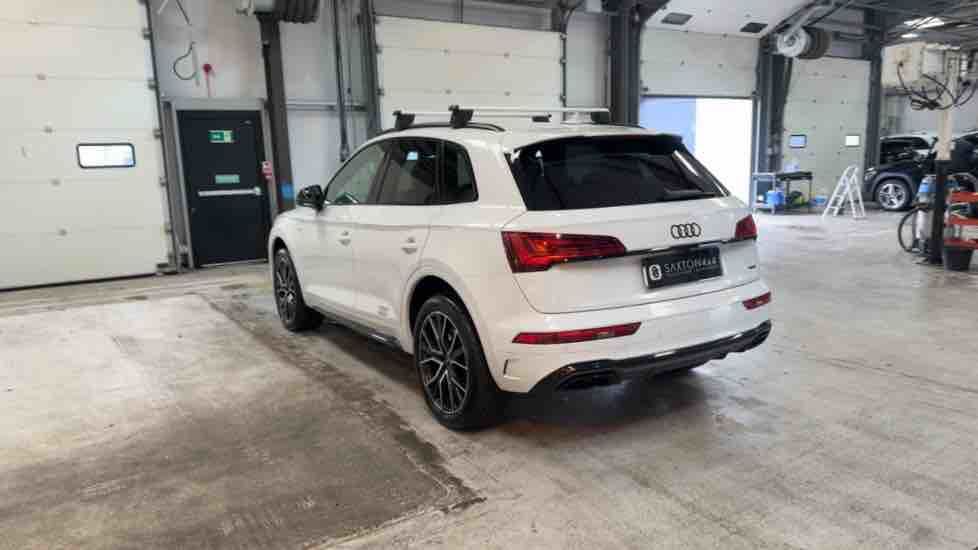 More views of Audi Q5