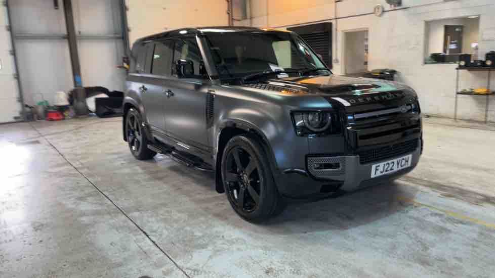 More views of Land Rover Defender 110