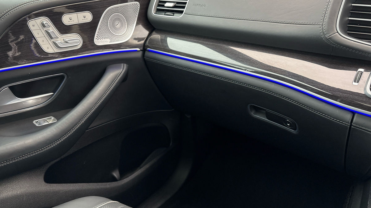 Mercedes-Benz GLS Image 26
