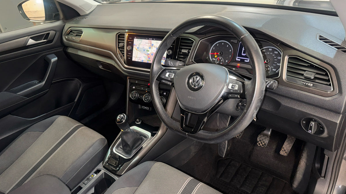 Volkswagen T-Roc Image 5