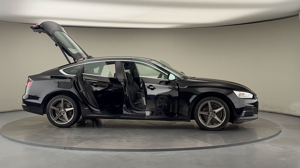 More views of Audi A5
