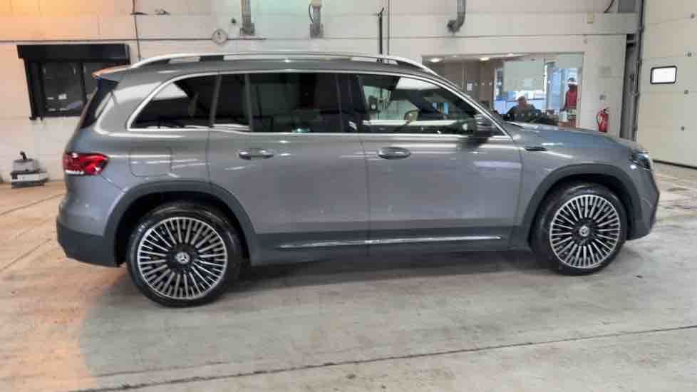 More views of Mercedes-Benz EQB