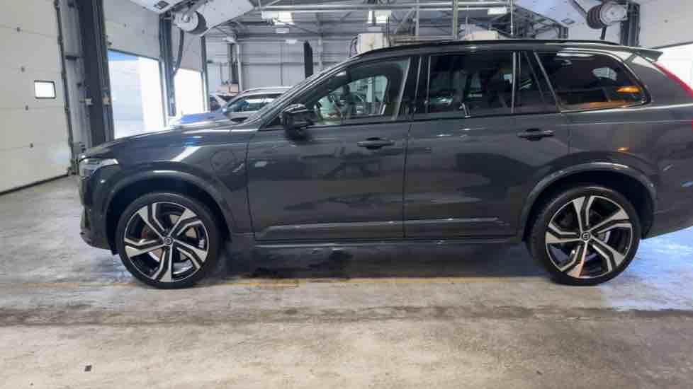 More views of Volvo XC90
