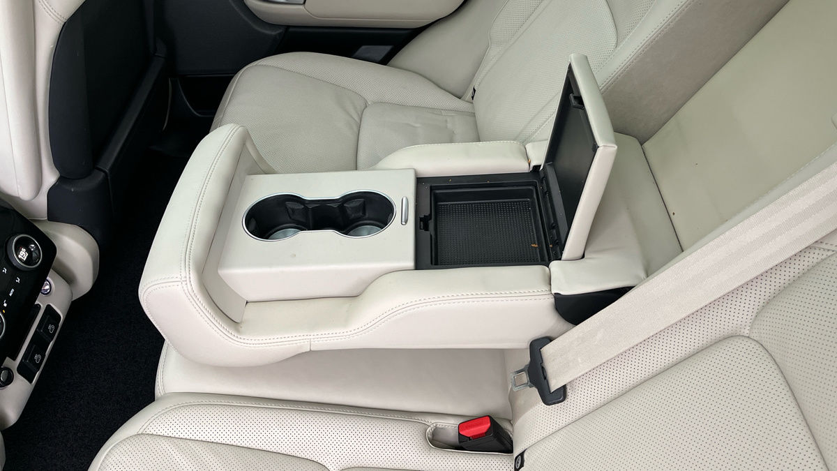 Land Rover Range Rover Image 9
