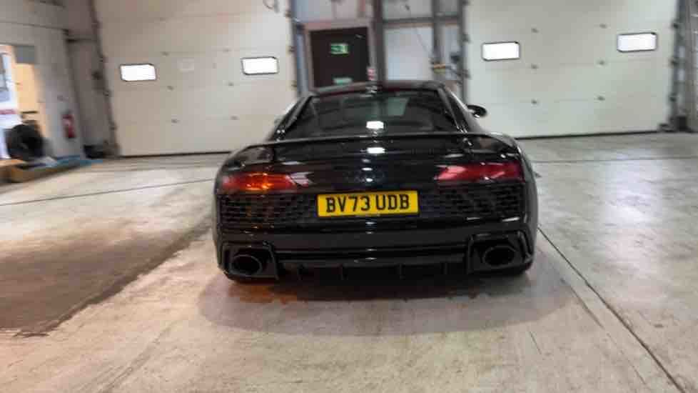 More views of Audi R8