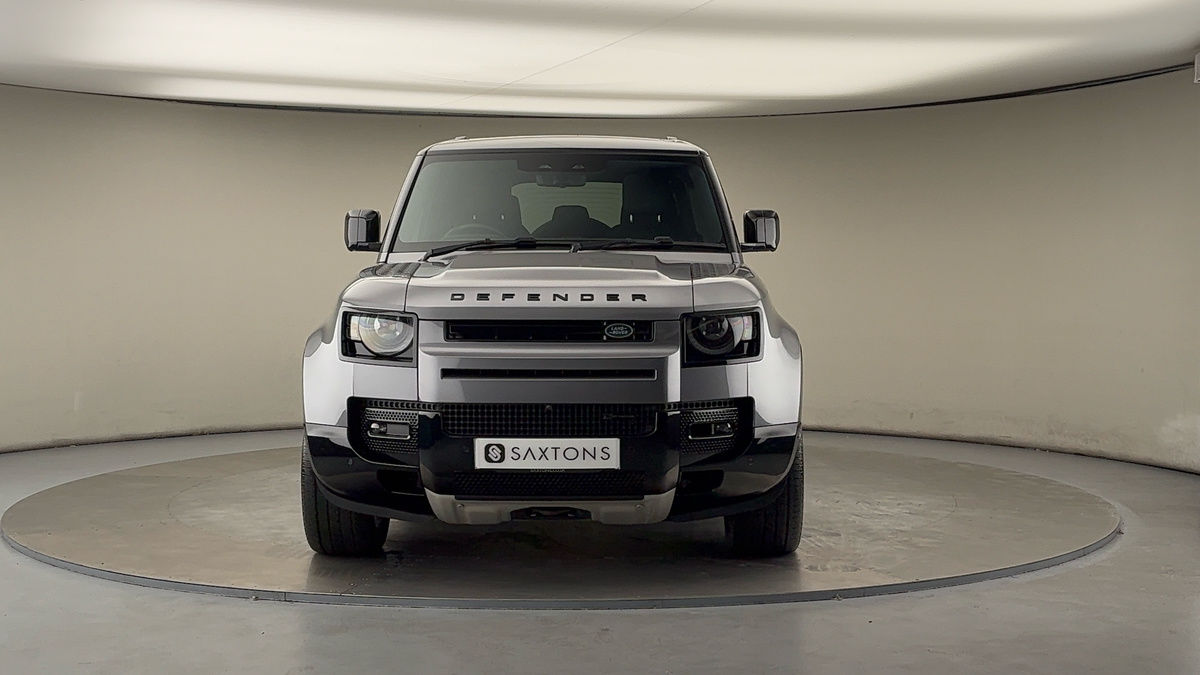 Land Rover Defender 110 Image 3