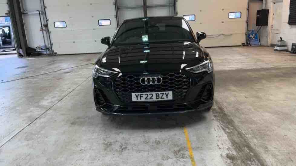 More views of Audi Q3