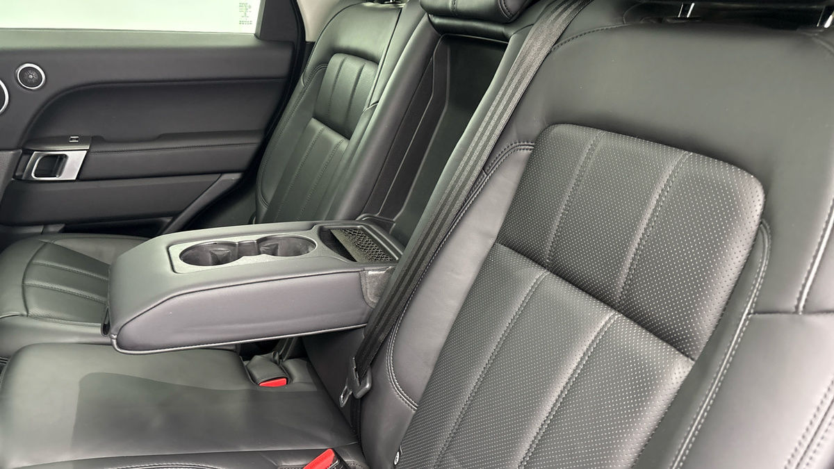 Land Rover Range Rover Sport Image 9