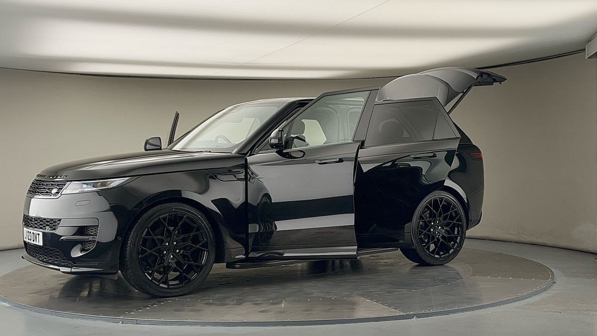More views of Land Rover Range Rover Sport