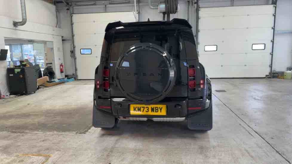 More views of Land Rover Defender 110