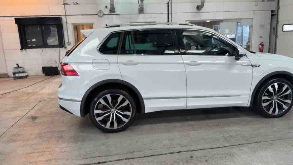 More views of Volkswagen Tiguan