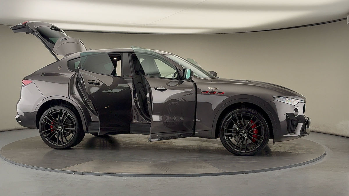 More views of Maserati Levante
