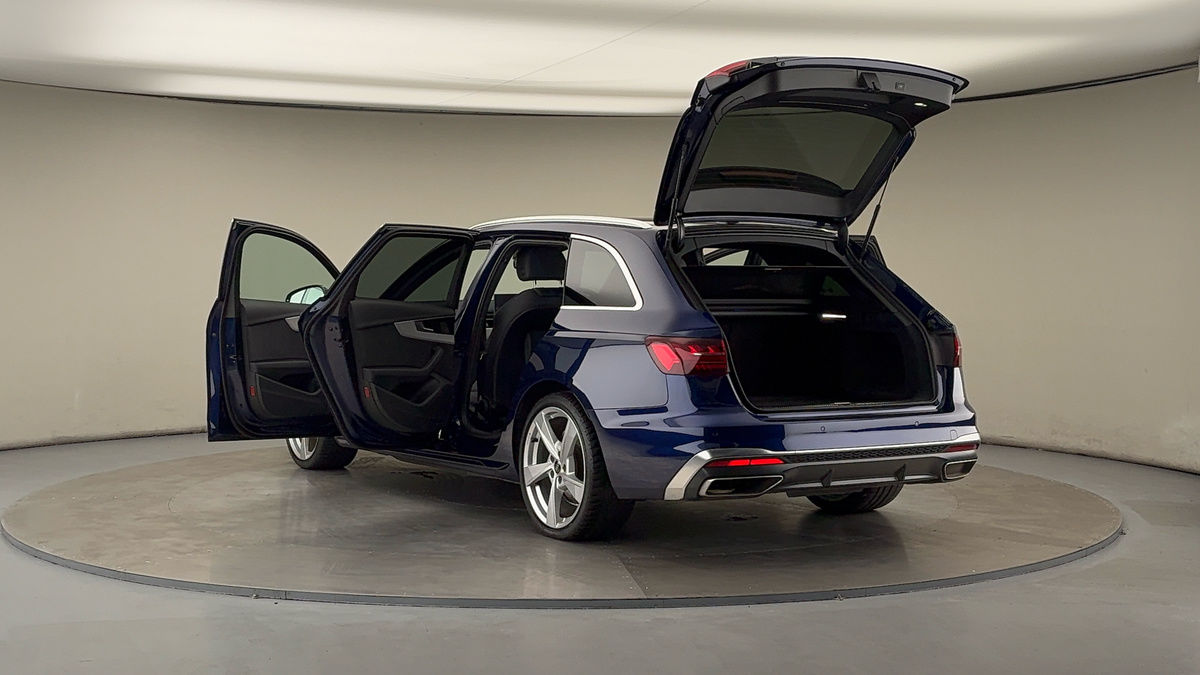 Audi A4 Avant Image 23