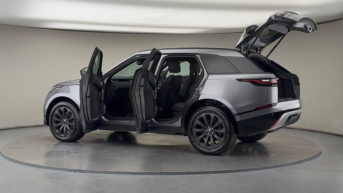 More views of Land Rover Range Rover Velar