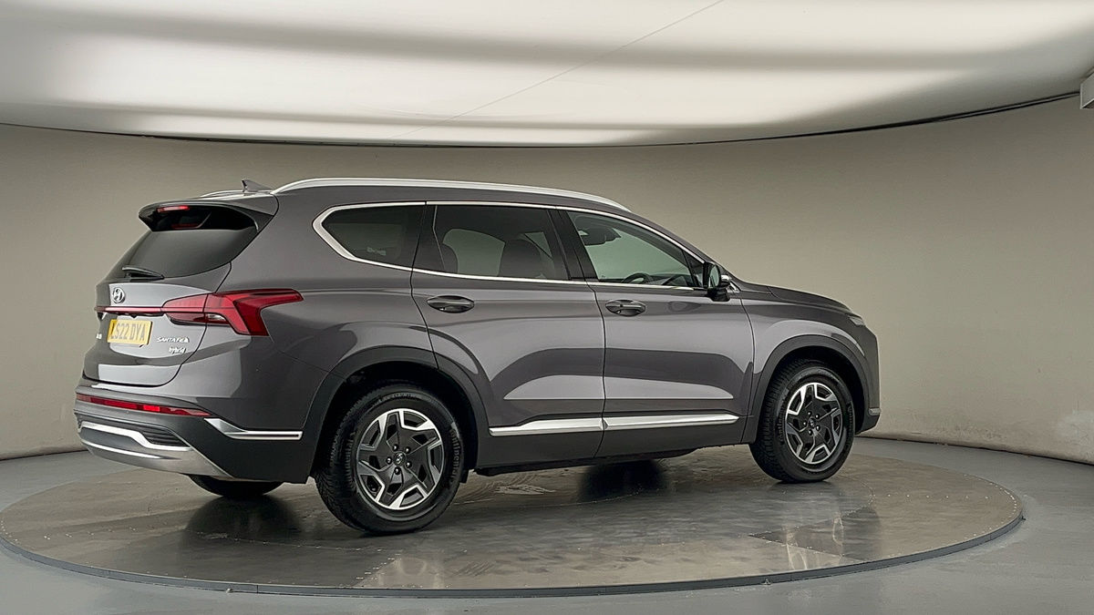 More views of Hyundai Santa Fe