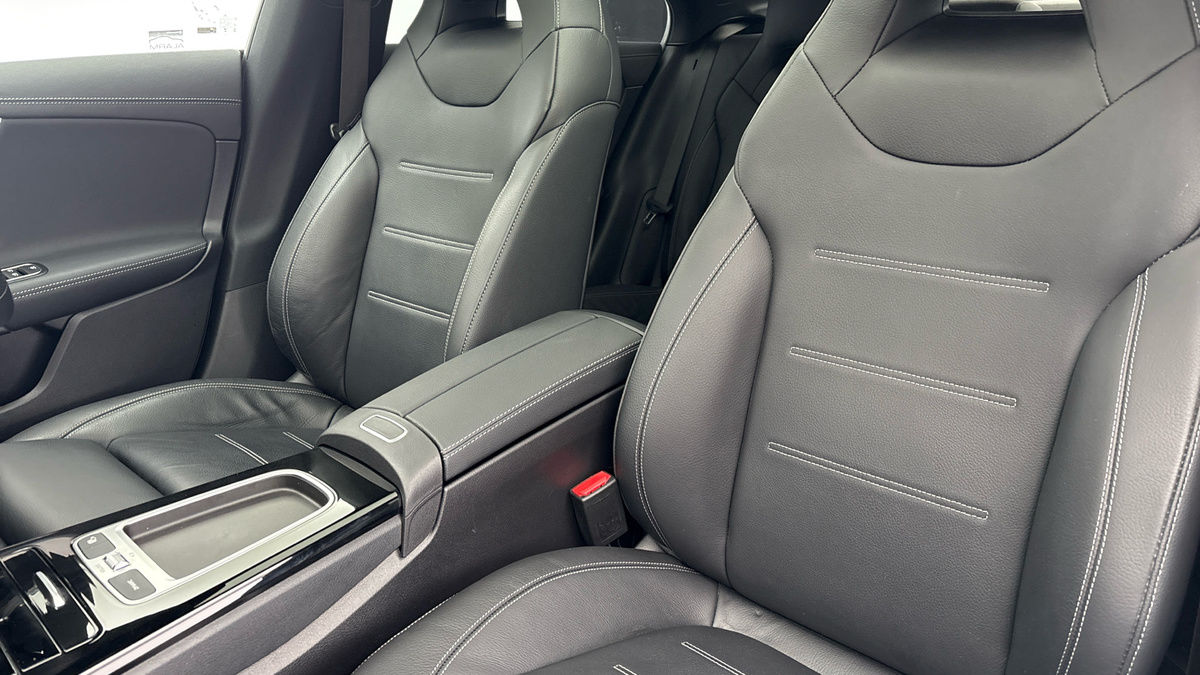 Mercedes-Benz CLA Image 7