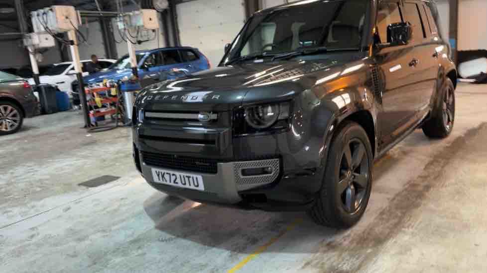 More views of Land Rover Defender 110