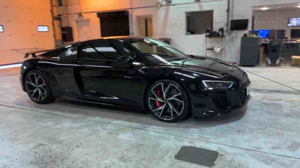More views of Audi R8