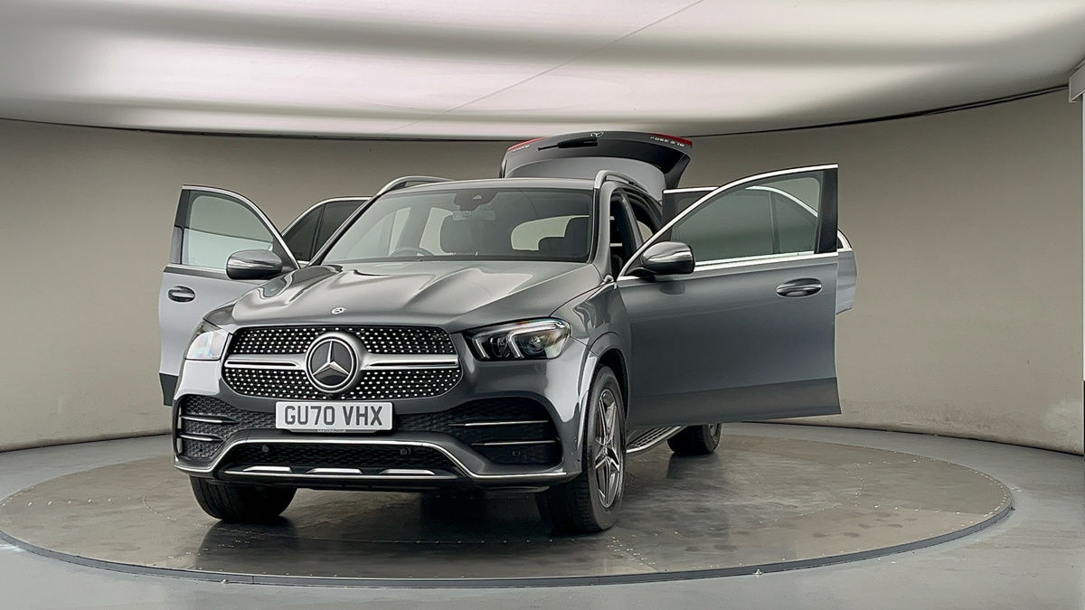 More views of Mercedes-Benz GLE