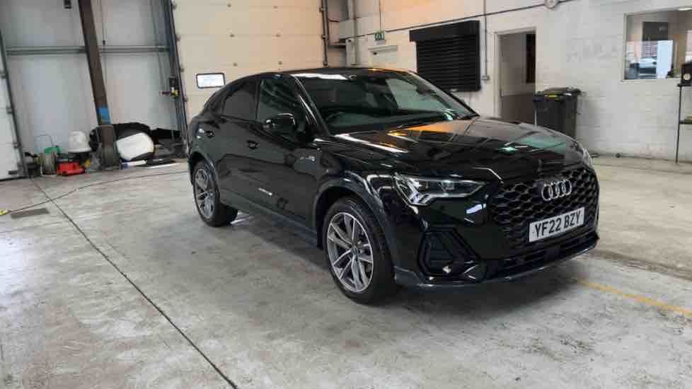 More views of Audi Q3