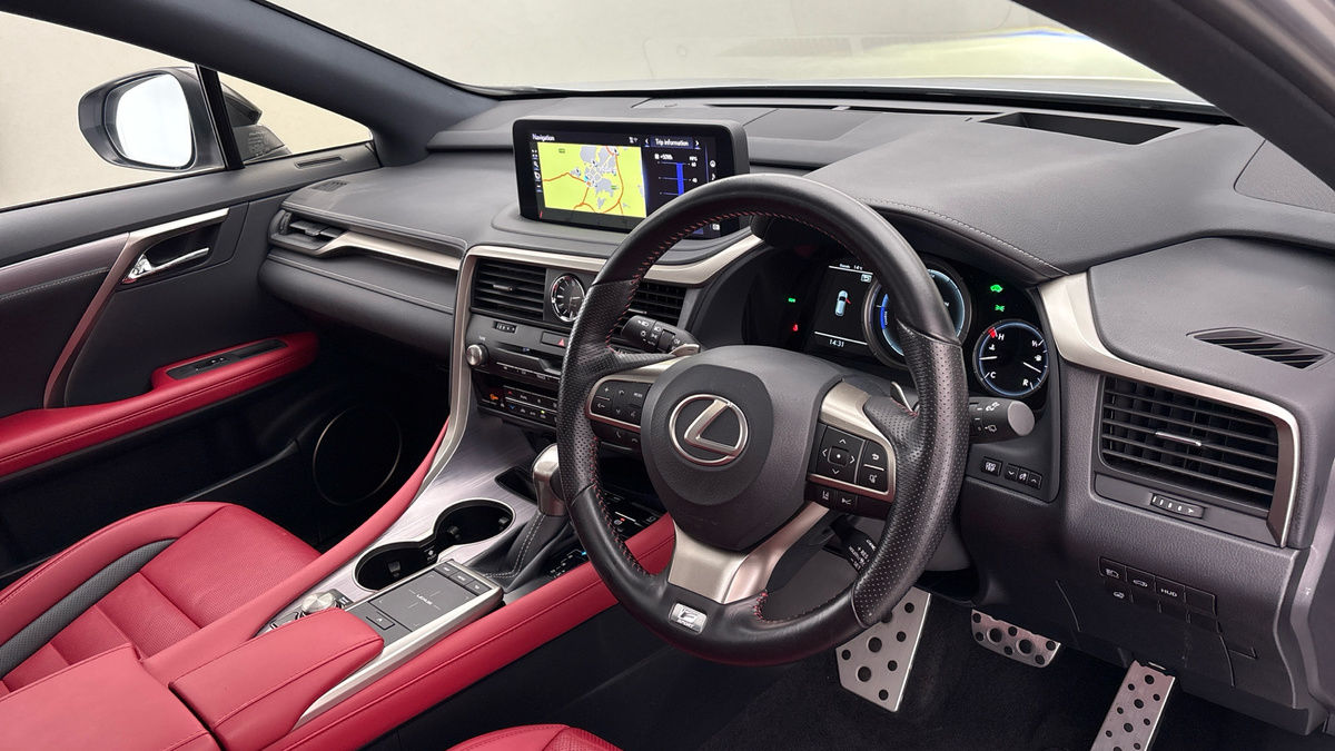 Lexus RX Image 5