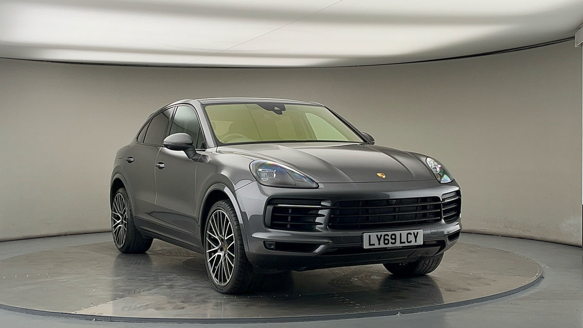 More views of Porsche Cayenne