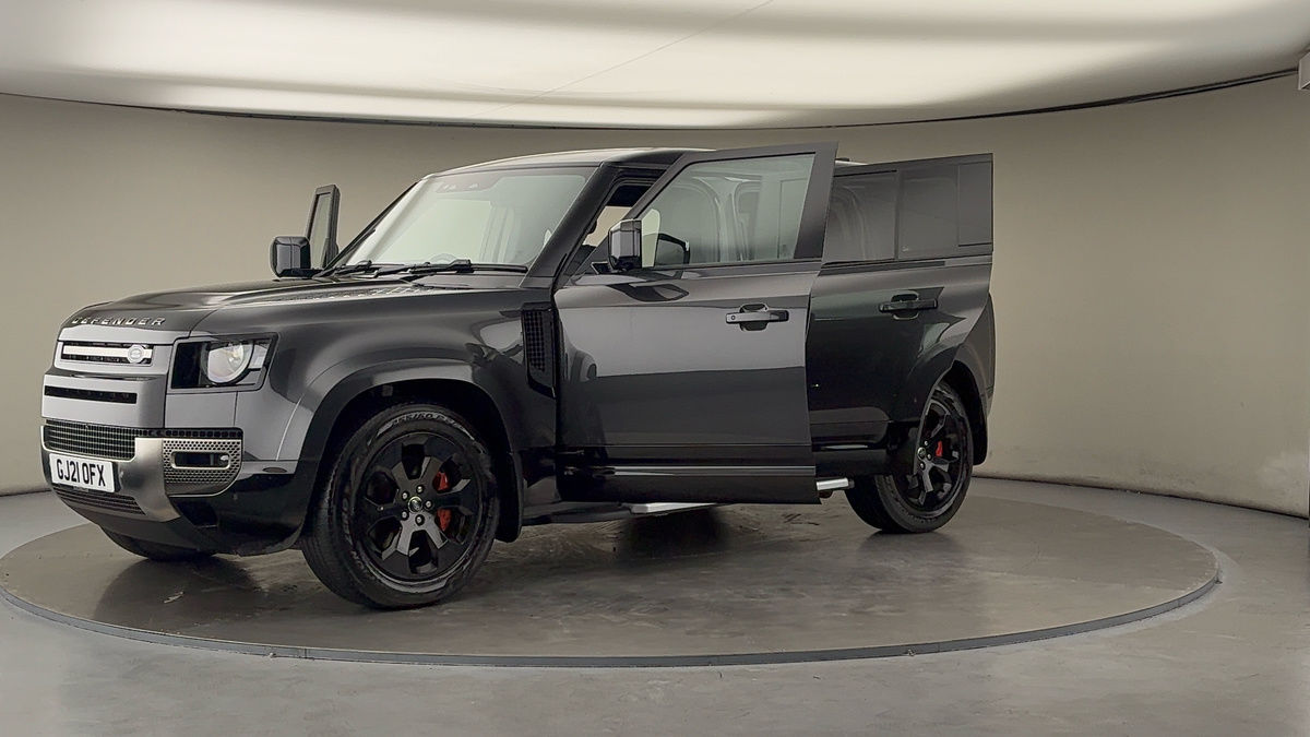 Land Rover Defender 110 Image 22