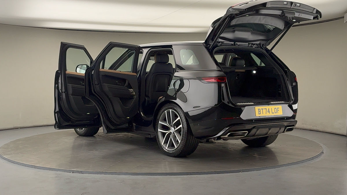 More views of Land Rover Range Rover Sport