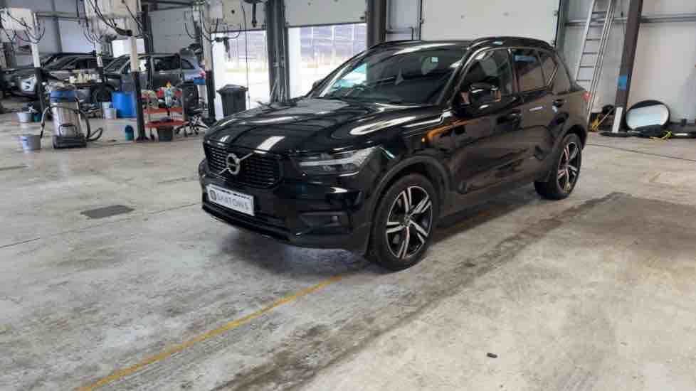 More views of Volvo XC40