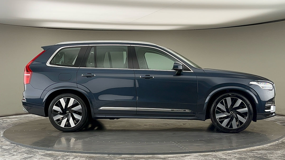 More views of Volvo XC90