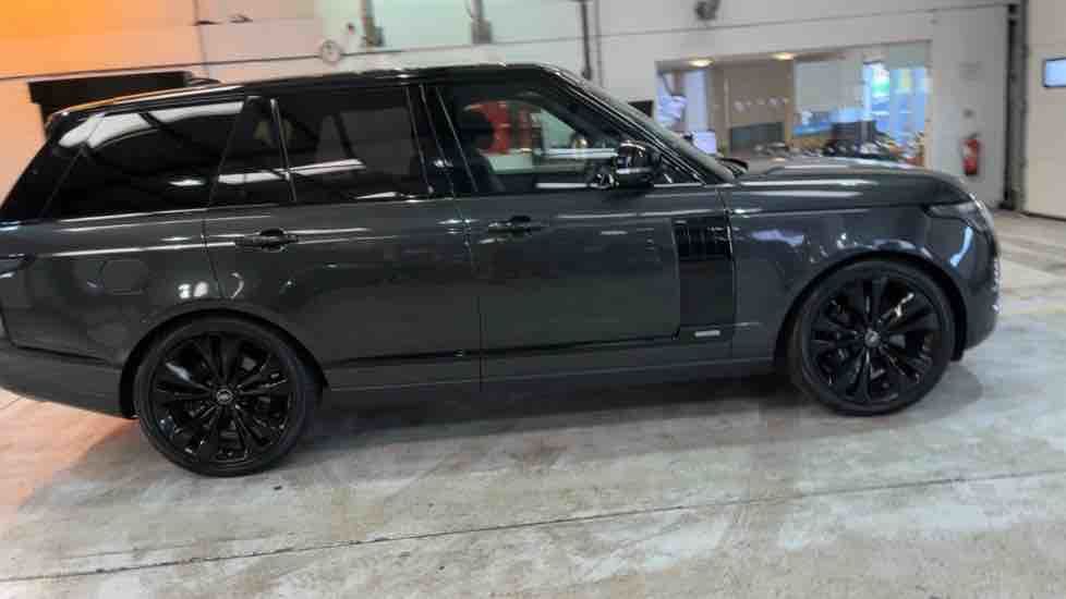 More views of Land Rover Range Rover