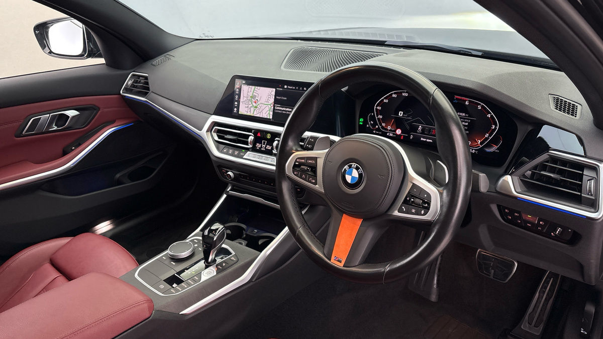 BMW 3 Series Image 5