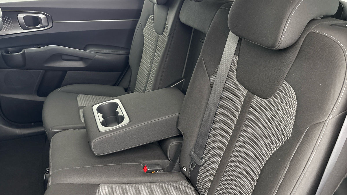 Kia Sorento Image 15