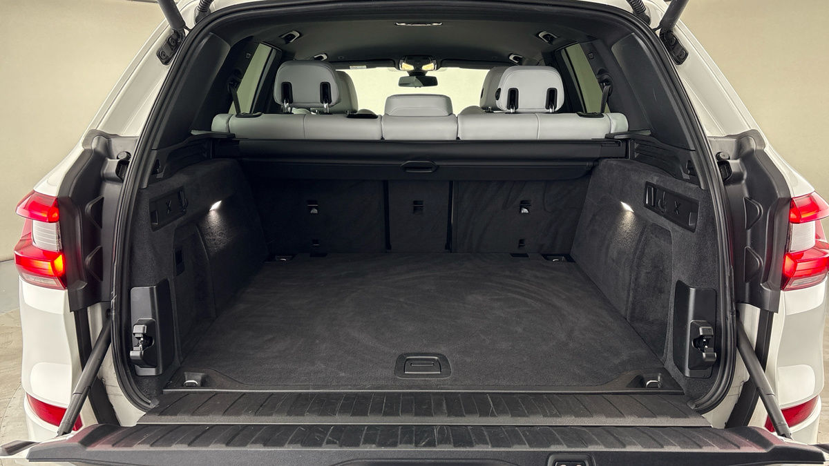 BMW X5 Image 11