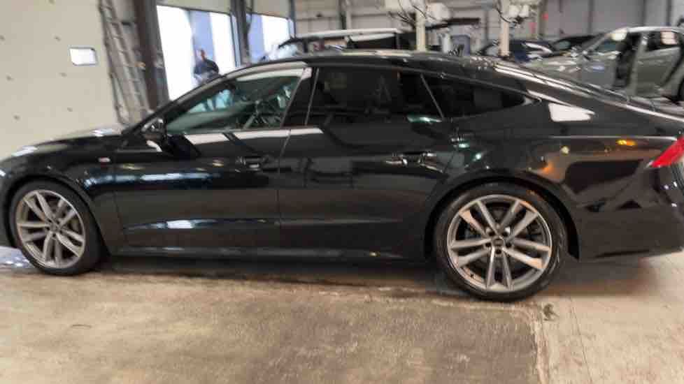 More views of Audi A7