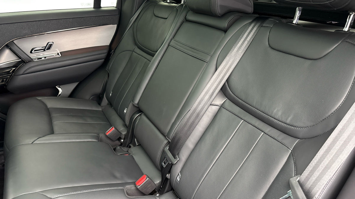 Land Rover Range Rover Sport Image 8