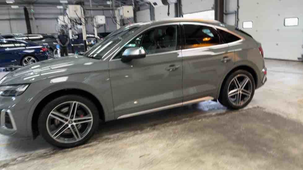 More views of Audi SQ5