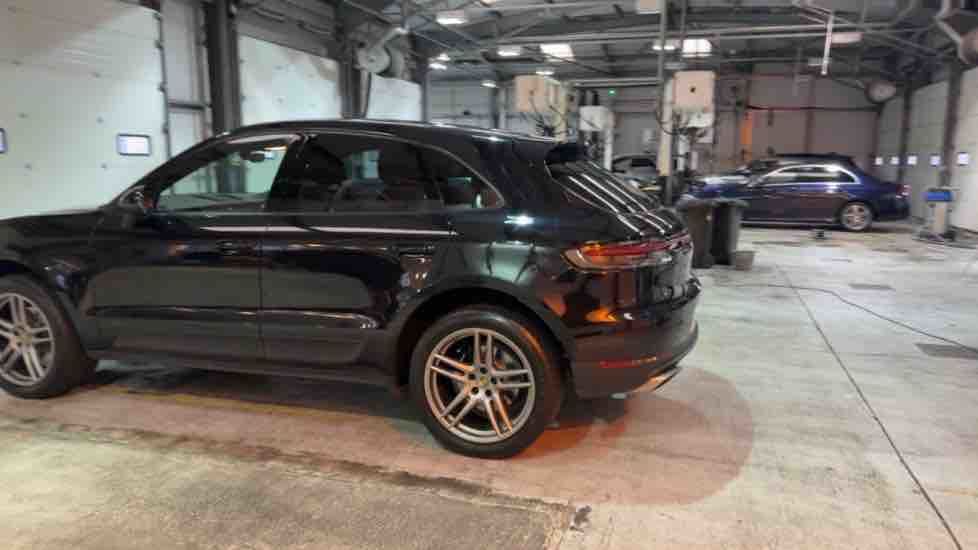 More views of Porsche Macan