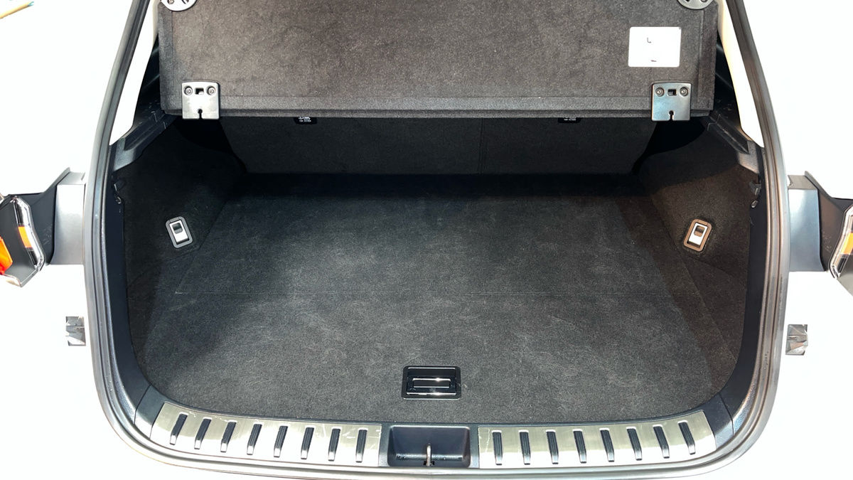 Lexus NX Image 11