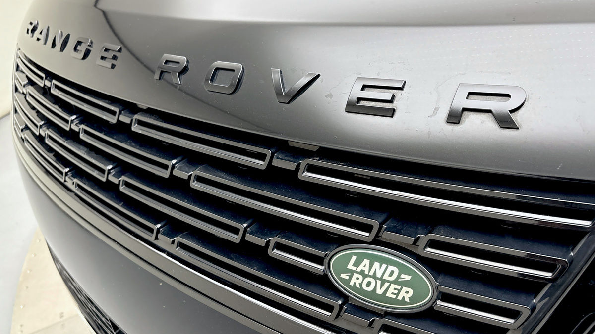Land Rover Range Rover Sport Image 24
