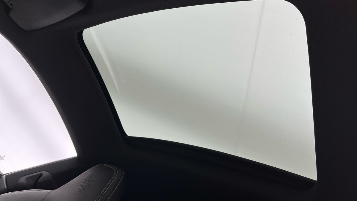 Porsche 911 Image 6