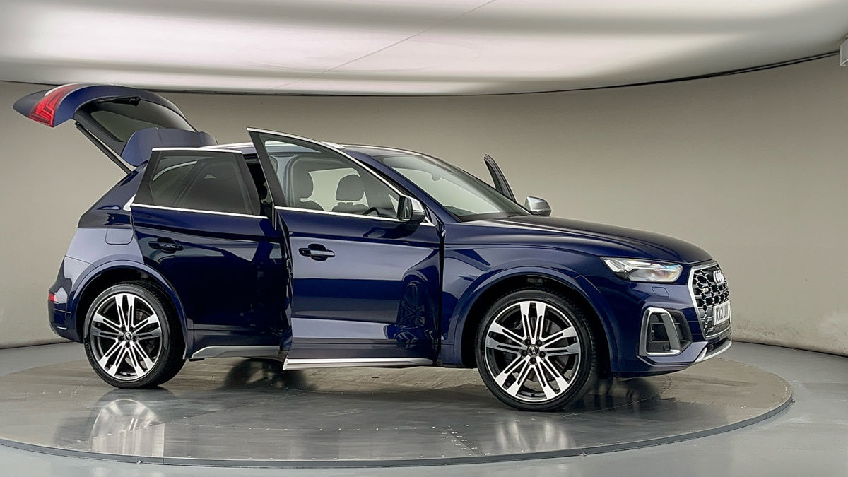 More views of Audi SQ5